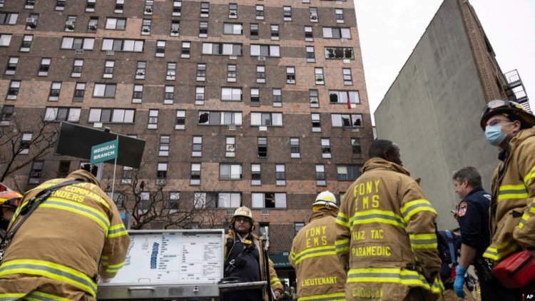 New York'ta Bina Yangınında 19 Ölü