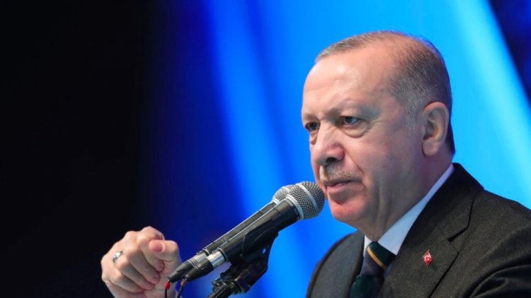 Erdoğan’dan Cuma Namazında Sezen Aksu’ya Tepki