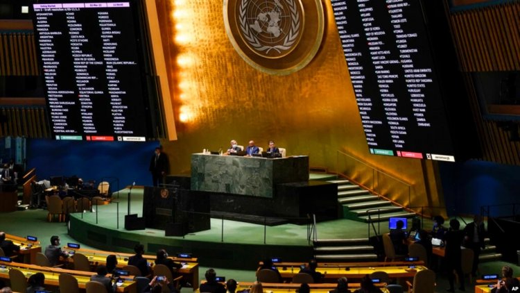 BM Genel Kurulu'nda Tarihi Ukrayna Kararı