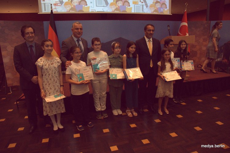Türkçe Güzel okuma Yarışması Berlin Finali