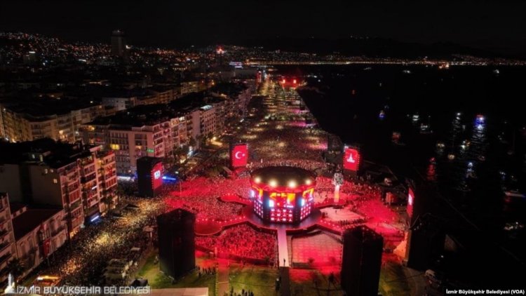 İzmir'in Yunan İşgalinden Kurtuluşunun 100’üncü Yıldönümünü Coşkuyla Kutlandı