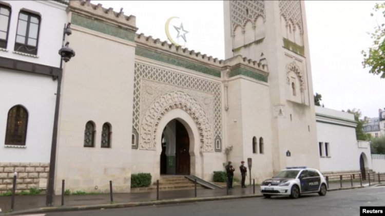 Fransa "Şeriat İsteyen" İmamın Camisini Kapattı