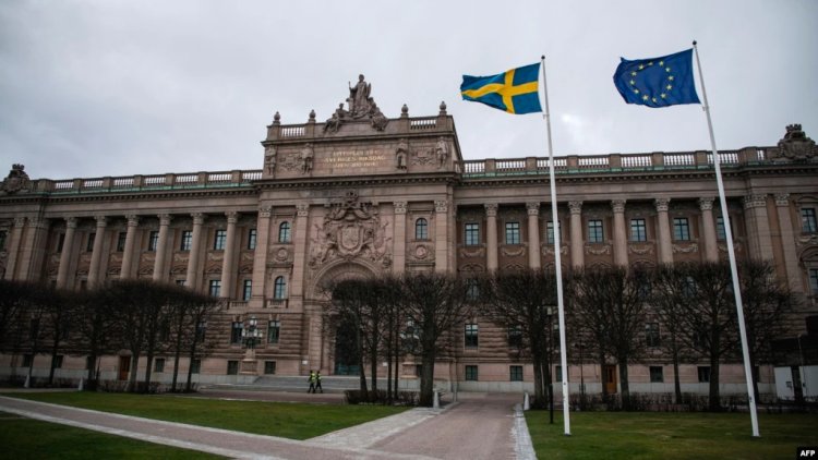 İsveç Parlamentosu Terörle Mücadele Yasasını Onayladı