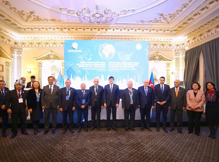 Türk Devletleri Teşkilatı Diasporadan Sorumlu Kurum Başkanları Bakü'de Bir Araya eldi