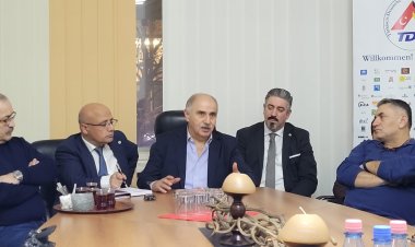 Berlin Deprem Bölgesine Yardım Çalışmalarına Başladı.