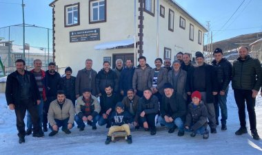 Akdağ'lı  Köylülerden  Örnek Yardım