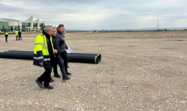 Ekşioğlu Vakfından Deprem Bölgesine Yardım.