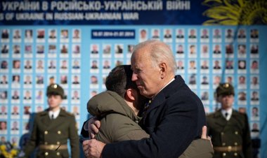 ABD Başkanı Ukrayna’ya Nasıl Gizlice Gitti?