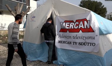 Adıyaman’da Stüdyosu Yıkılan Televizyon Çadıra Taşındı