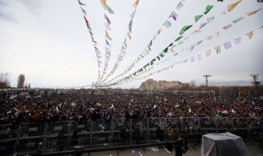 Nevruz Kutlamasında 244 Kişi Gözaltına Alındı