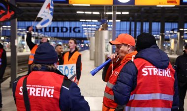 Grev Dalgası Almanya’yı Felç Etti