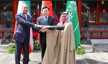 İranlı ve Suudi Dışişleri Bakanları Çin'de Buluştu