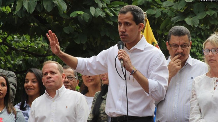 Venezuelalı Muhalif Lider Guaido ABD’ye Sığındı
