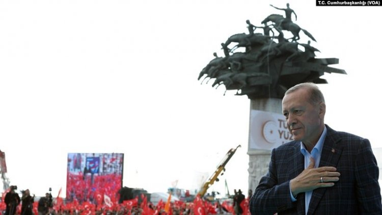 Erdoğan İzmir’de CHP ve Millet İttifakı’nı Eleştirdi