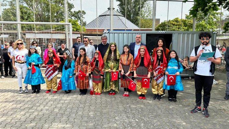 Atatürk'ü Anma, Gençlik ve Spor Bayramı'nda  Depremzedeler Unutulmadı.