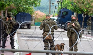 Türk komando birliği Kosova'ya vardı