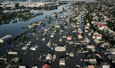Ukrayna'da sel suları yükselirken taraflar birbirini suçlamaya devam ediyor