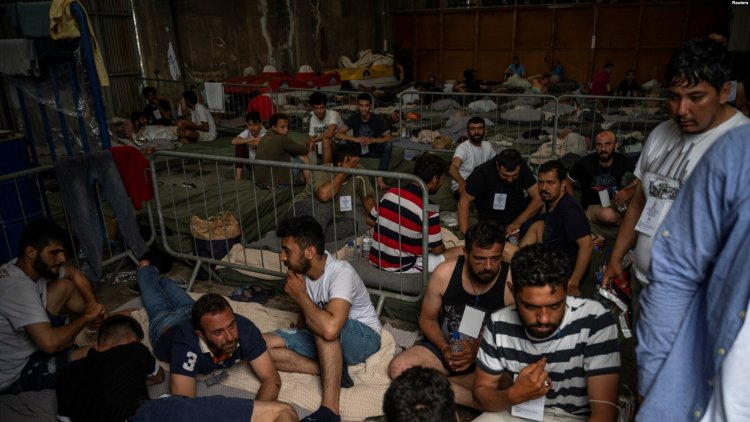 Yunanistan açıklarında batan göçmenleri taşıyan teknede can kaybı artıyor