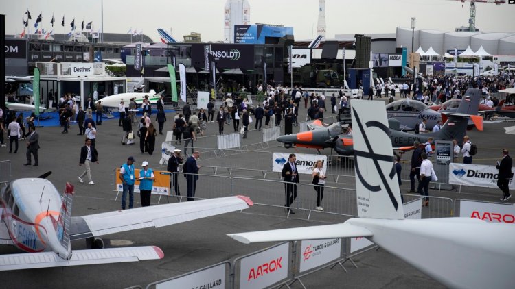 Dünyanın en büyük havacılık fuarı "Paris Air Show" yapılıyor