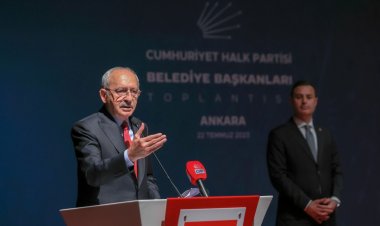 CHP'de yerel seçimler toplantısına "değişim" gölgesi