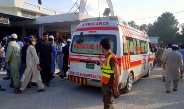 Pakistan’daki intihar saldırısında onlarca can kaybı