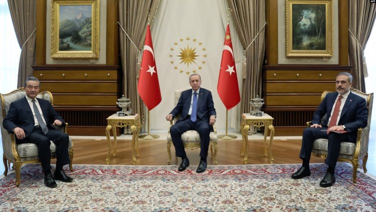 Çin Dışişleri Bakanı Wang Ankara’da Erdoğan ve Fidan’la görüştü