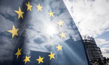 Avrupa’da aşırı sağ rüzgarı