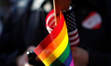 California'da onur bayrağı asan dükkan sahibi vurularak öldürüldü