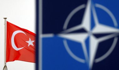 NATO Yunanistan’ı kızdıran Zafer Bayramı kutlama mesajının ardından bu yıl da mesaj paylaştı