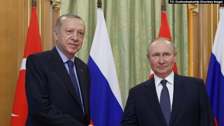 Erdoğan ve Putin telefonda görüştü: “Buzlar kırıldı ama görüşmenin yeri ve zamanı net değil”