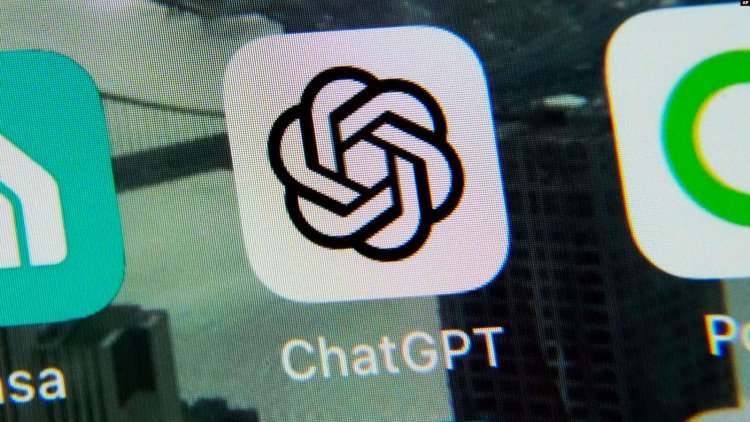 Popülaritesi gerileyen ChatGPT kurumsal müşterilere yöneliyor