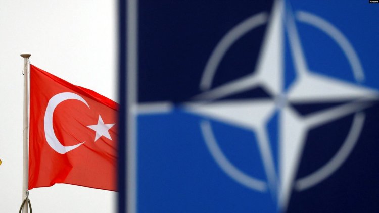 NATO Yunanistan’ı kızdıran Zafer Bayramı kutlama mesajının ardından bu yıl da mesaj paylaştı
