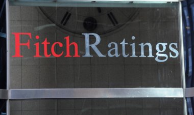 Fitch Türkiye’nin not görünümünü yükseltti kredi notunu değiştirmedi