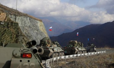 “Azerbaycan'ın Dağlık Karabağ saldırısı Erdoğan ve Putin'e kazandırdı”