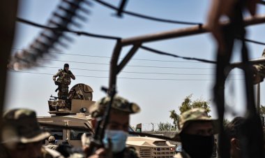 Suriye’nin doğusunda YPG ve Arap aşiretler arasındaki çatışmaların ardından sokağa çıkma yasağı