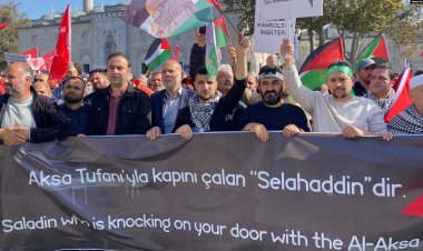 Beyazıt Camisi’nde Filistin’de ölenler için gıyabi cenaze namazı kılındı