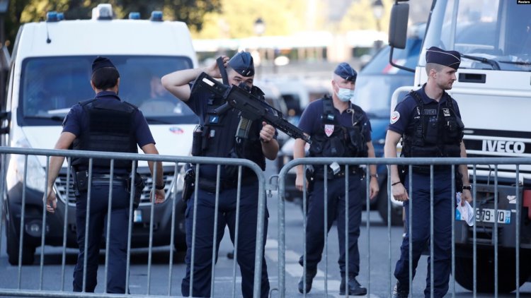 Fransa şehirlerde güvenlik için askerleri devreye sokuyor