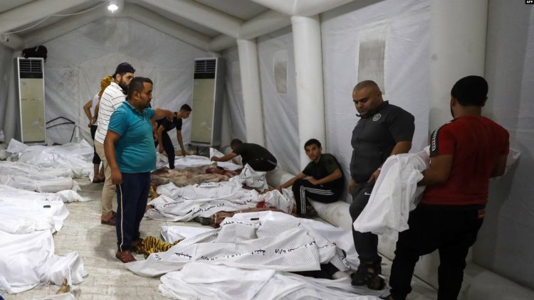 Gazze'de hastane vuruldu yüzlerce ölü var; taraflar birbirini suçladı