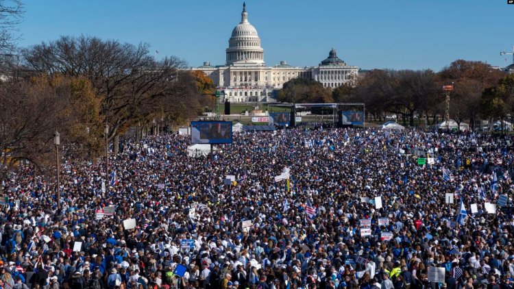 Washington’daki İsrail’e destek yürüyüşüne onbinlerce kişi katıldı