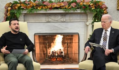 Zelenski’yi ağırlayan Biden’dan Kongre’deki Cumhuriyetçiler’e: “Putin’e Noel hediyesi vermeyin”