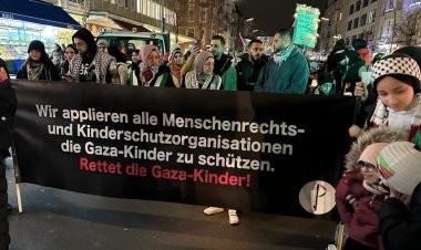 Filistine Destek Mitingleri Almanya'da Devam Ediyor.