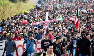 Blinken'ın ziyaretinden önce Meksika’dan binlerce kişilik göçmen kervanı