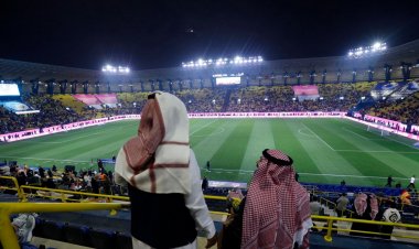 Erdoğan’ın Başdanışmanı Uçum’dan Fenerbahçe, Galatasaray ve TFF’ye eleştiri: “Kimse kendi kusurundan kahramanlık devşiremez”