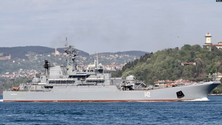 Ukrayna: "Kırım'da Rus donanmasına ait bir gemi vuruldu"