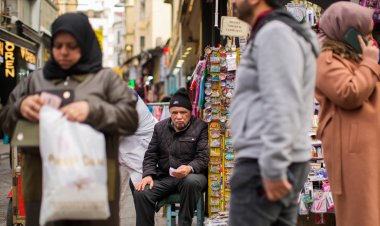 Türkiye’de son 22 yılın en yüksek enflasyonu: Memur ve işçi emeklilerinin maaş zam oranı da belli oldu