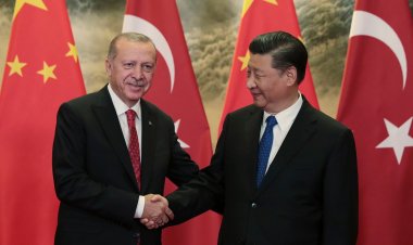 Ukrayna topraklarında devam eden savaş, bu savaş nedeniyle Rusya'ya uygulanan yaptırımlar ve Kızıldeniz’de İsrail-Hamas çatışmasının tetiklediği Husi saldırıları, Orta Koridor projesini Türkiye için daha cazip hale getiriyor ve Ankara'nın Pekin ile ilişkilerinde büyük bir dönüşüme yol açıyor