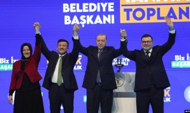 Cumhurbaşkanı Erdoğan AK Parti’nin İzmir ilçe adaylarını açıkladı