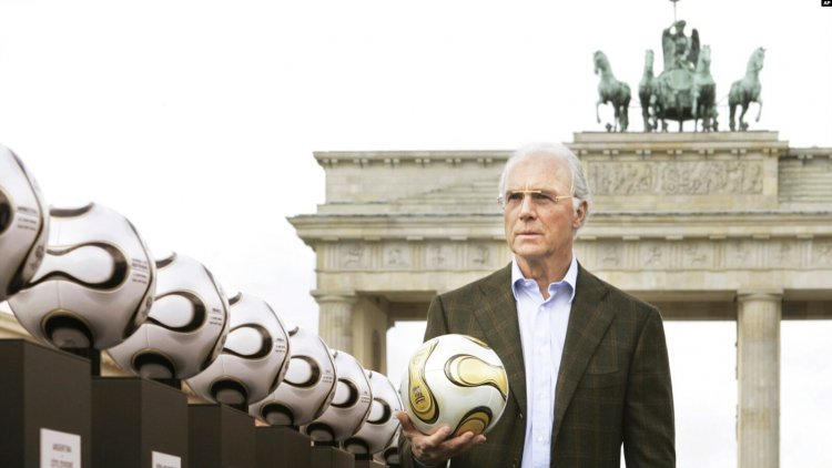 Franz Beckenbauer'in hayatını kaybetmesinden sonra futbol camiası yasta