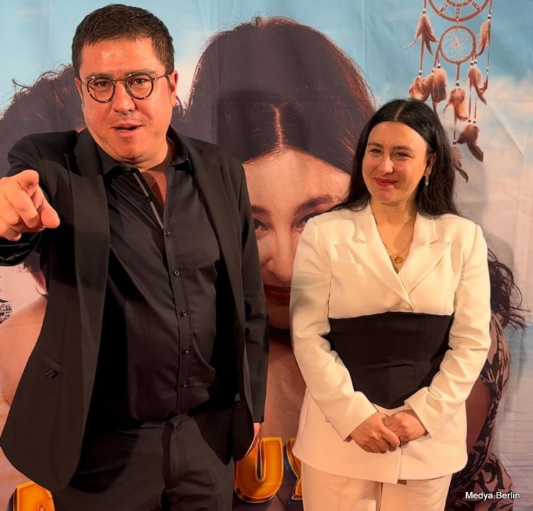 'Mutluyuz' Filminin Berlin Galası Büyük Beğeni Topladı!"