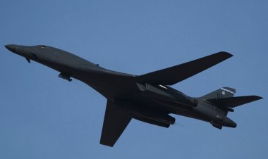 ABD'nin Irak ve Suriye'de İran bağlantılı hedeflere yönelik hava saldırılarında yaklaşık 40 kişinin öldüğü bildiriliyor 4 saat önce Reuters